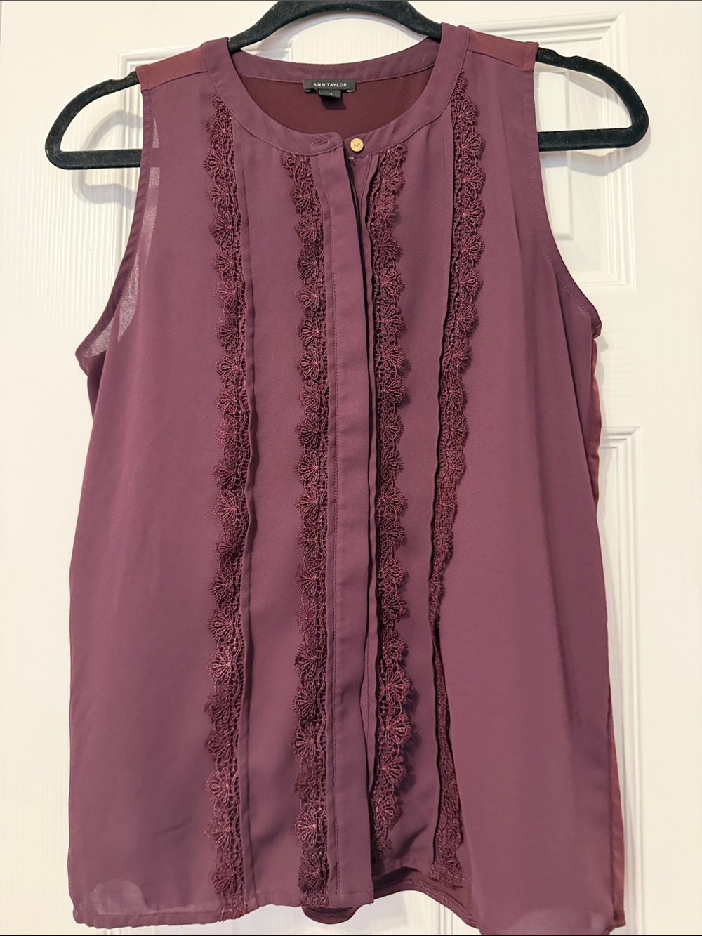 Ann Taylor Mauve Plum Lace-Trim Sleeveless Blouse